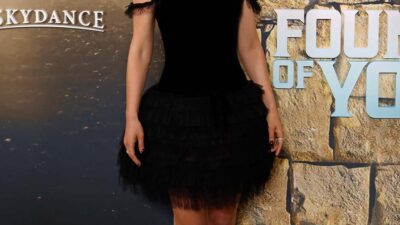 Natalie Portman Is in a Fountain of Youth Action Movie - Go Fug Yourself