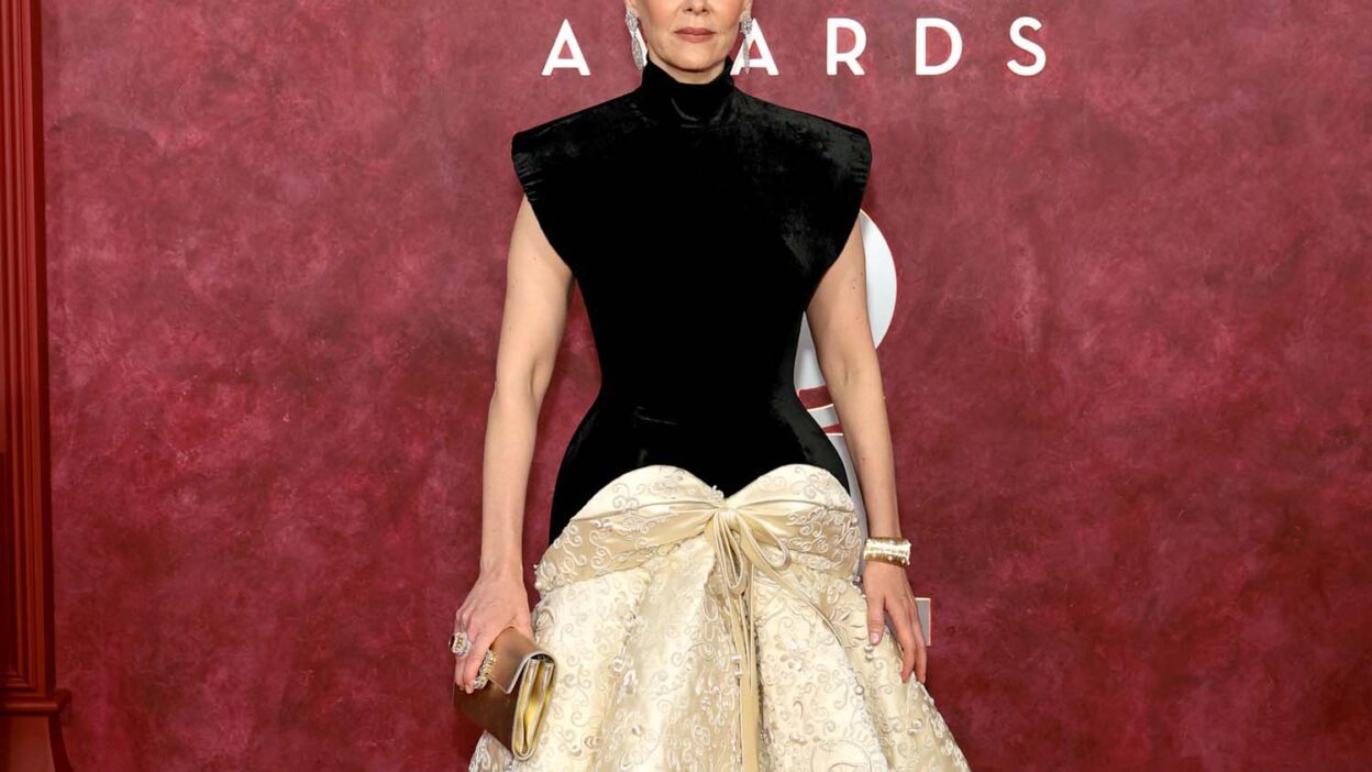 We Got Some Metallics at the Tonys, Per Usual - Go Fug Yourself