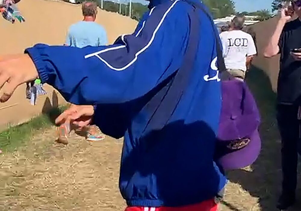 Harry Styles Spotted Kissing Mystery Woman at Glastonbury Festival After Taylor Russell Split 2