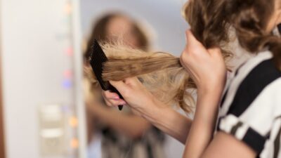 This $8 Detangler Rivals Pro Salon Formulas