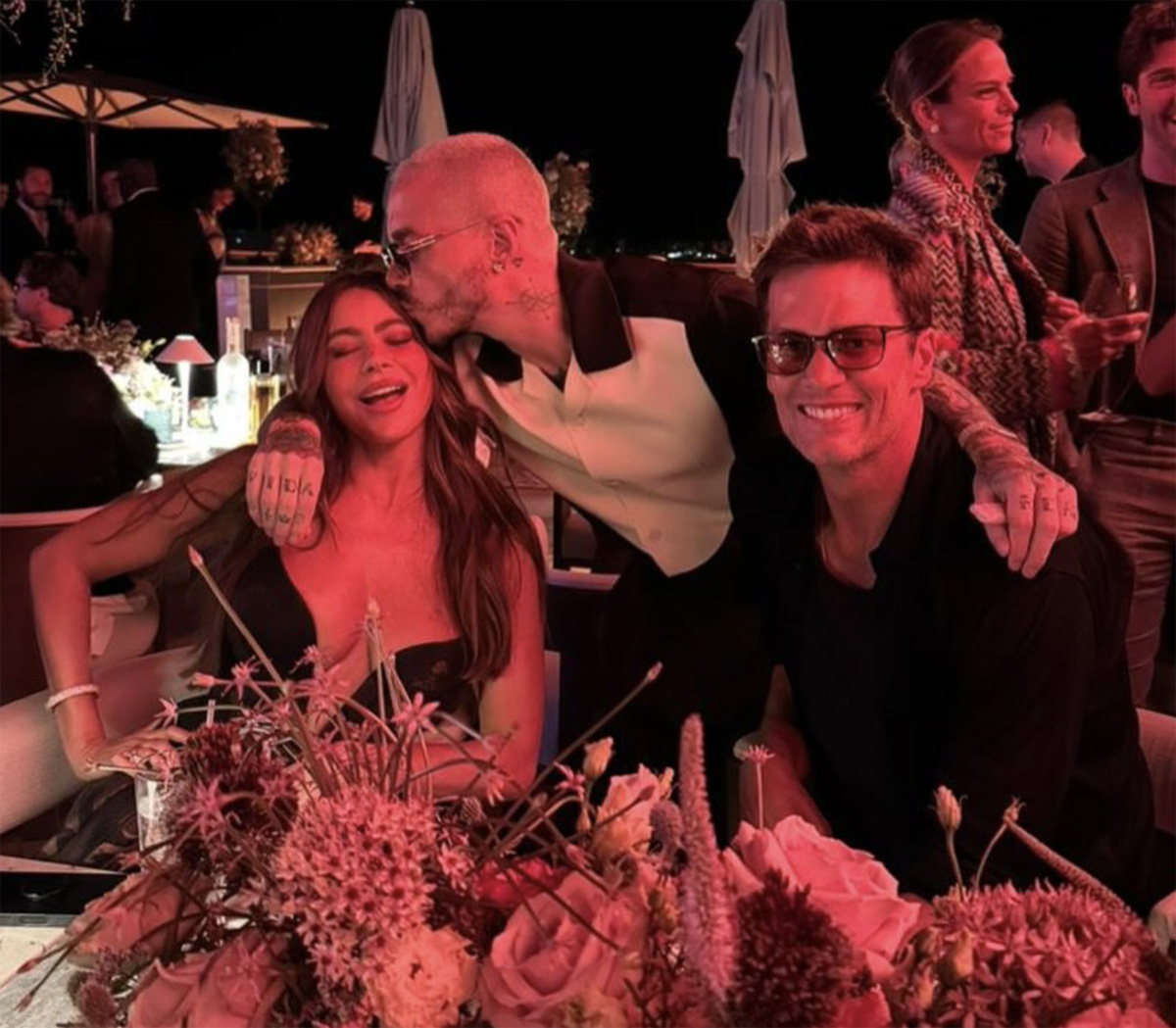 Tom Brady & Sofia Vergara's Surprise 'Summer Romance'! Hot New Couple Alert!